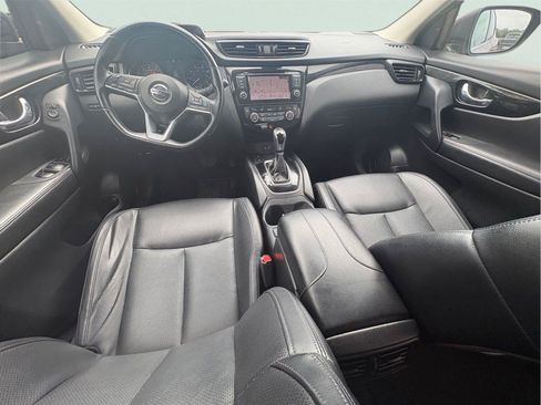 Used 2022 Nissan Rogue Sport SL AWD/4WD image 9