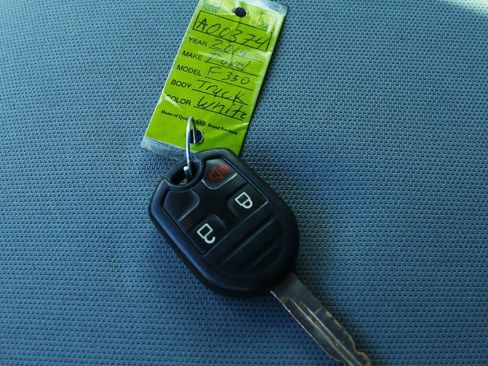 Used 2014 Ford F350 XL w/ Power Equipment Group image 58