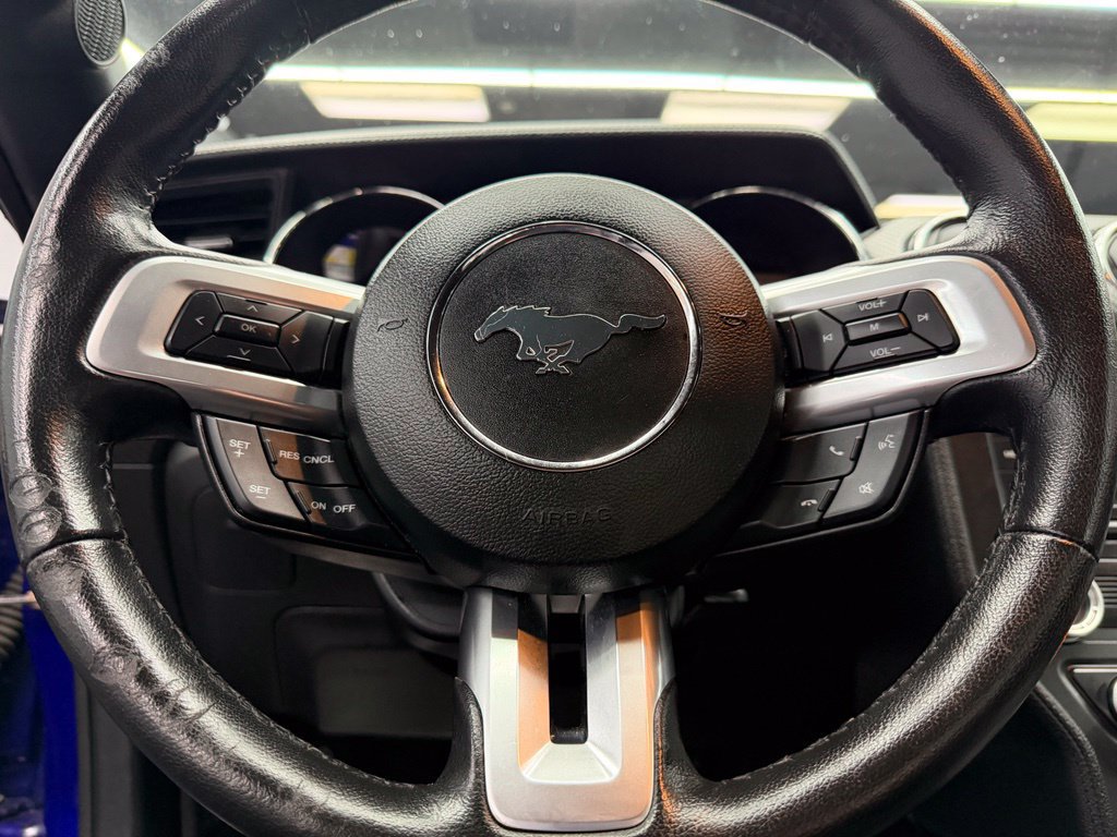 Used 2015 Ford Mustang Coupe RWD image 22