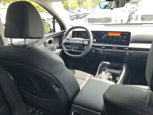 New 2026 Kia Sorento S w/ S Panoramic Sunroof Package image 13