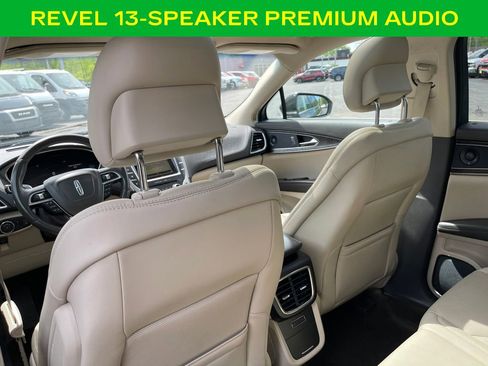 Used 2019 Lincoln Nautilus Reserve FWD image 14