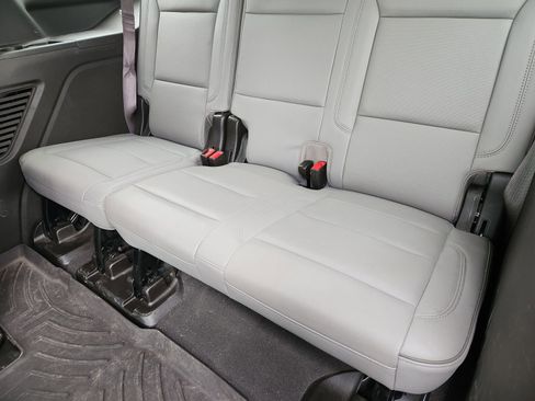 Certified 2024 GMC Yukon SLT w/ SLT Premium Package image 37