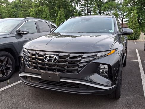 Used 2023 Hyundai Tucson SEL w/ Convenience Package AWD/4WD image 2