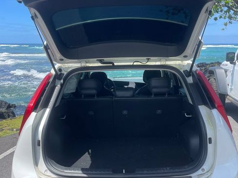 Used 2023 Kia Niro EX FWD image 6
