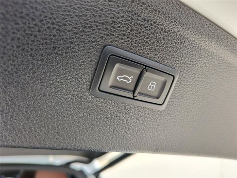 Used 2024 Audi Q5 2.0T Premium Plus AWD/4WD image 8