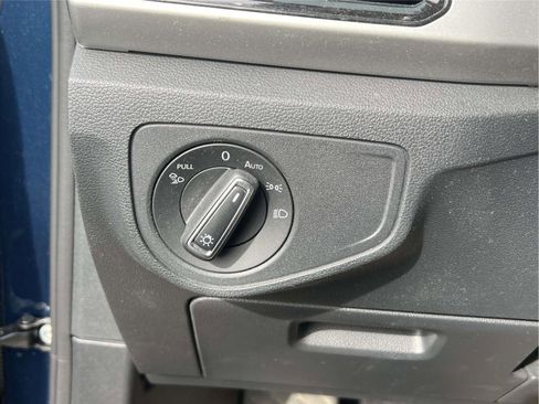 Used 2022 Volkswagen Atlas SEL Premium image 20