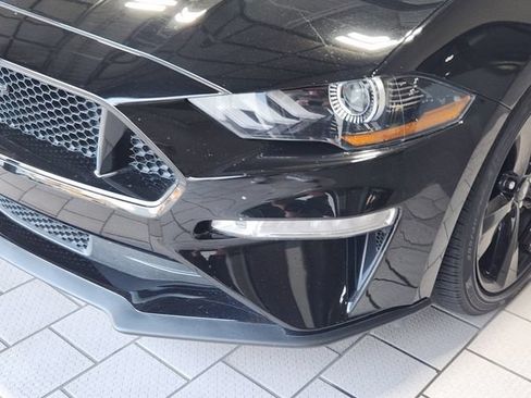 Used 2023 Ford Mustang GT Premium w/ Equipment Group 401A RWD image 8