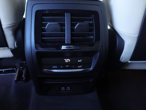 Used 2024 BMW X3 sDrive30i w/ Premium Package w/ZPA image 25