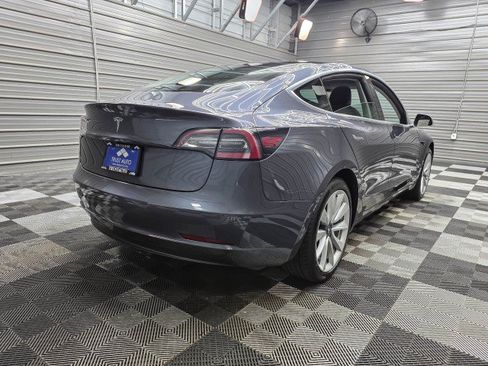 Used 2019 Tesla Model 3 Standard Range Plus RWD image 5