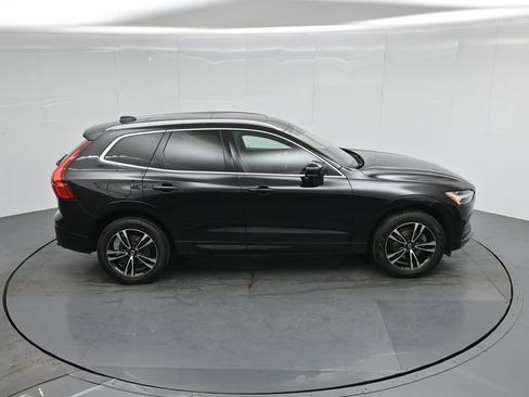 Used 2021 Volvo XC60 T5 Momentum w/ Premium Package image 40