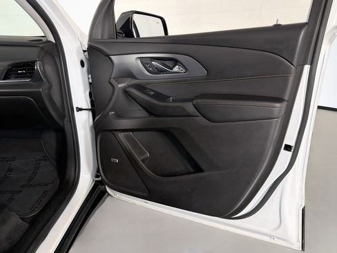 Used 2021 Chevrolet Traverse Premier w/ Redline Edition FWD image 24