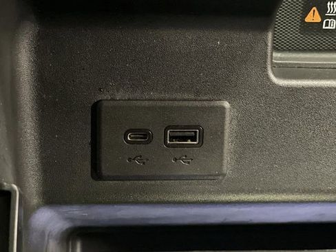 Used 2023 GMC Sierra 1500 AT4 image 26