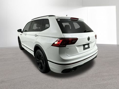 Used 2024 Volkswagen Tiguan SE R-Line w/ MDO Package, Two-Row image 34