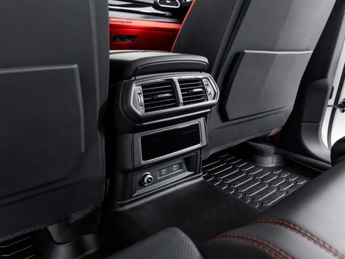 Used 2024 Lamborghini Urus S image 47