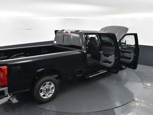 New 2026 Ford F250 XLT image 43