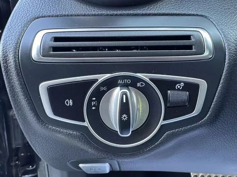Used 2020 Mercedes-Benz C 300 4MATIC Sedan image 42