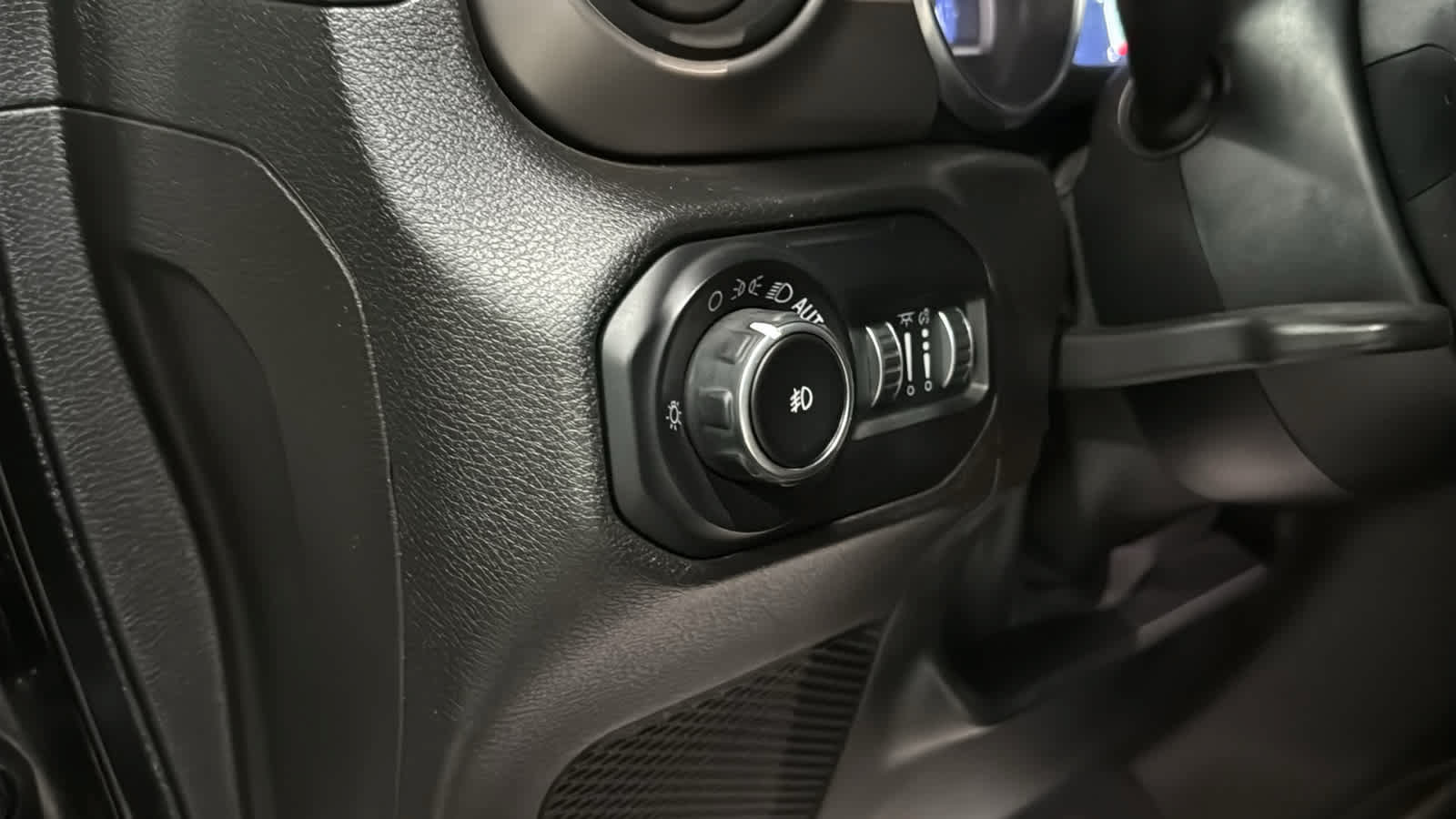 Used 2020 Jeep Wrangler Unlimited Sport AWD/4WD image 21