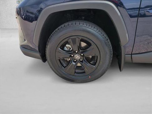Certified 2023 Toyota RAV4 XLE w/ Convenience Package FWD image 24