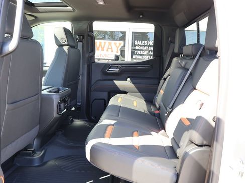 New 2026 GMC Sierra 1500 AT4 w/ AT4 Premium Package AWD/4WD image 28