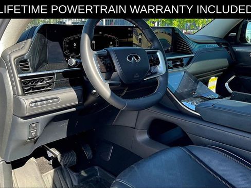 Certified 2025 INFINITI QX80 Luxe image 16