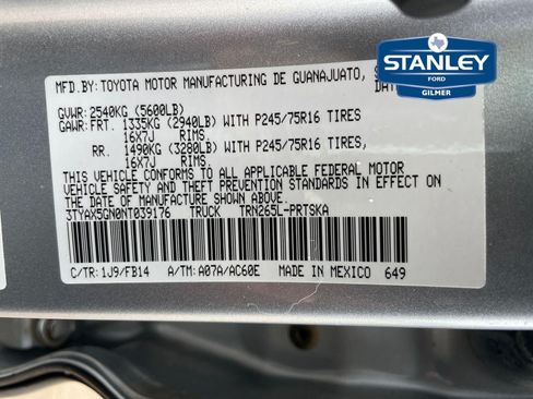 Used 2022 Toyota Tacoma SR w/ SR Convenience Package RWD image 10