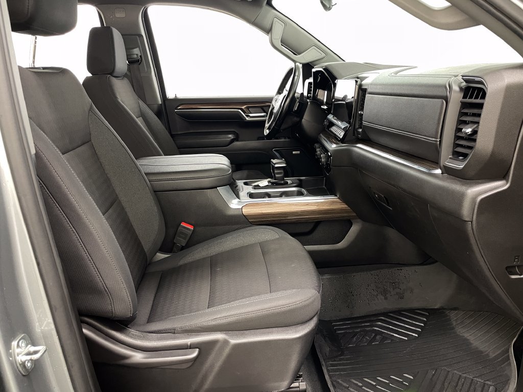 Used 2024 Chevrolet Silverado 1500 RST w/ All Star Edition Plus AWD/4WD image 37