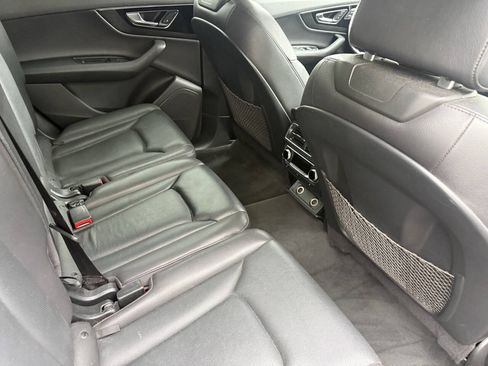Used 2017 Audi Q7 3.0T Premium Plus AWD/4WD image 16