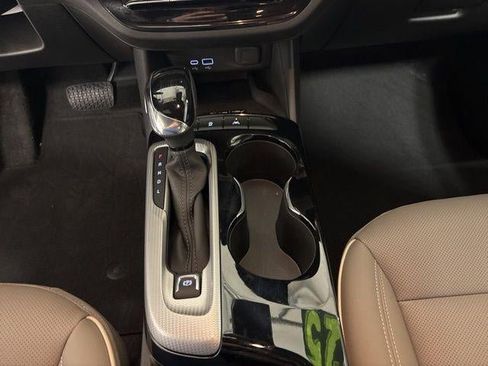 Used 2025 Buick Envista Avenir image 17