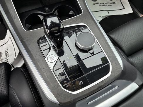 Used 2023 BMW X5 xDrive40i image 32