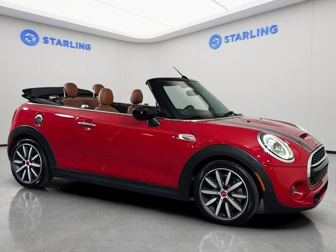 Used 2021 MINI Cooper S w/ Signature Upholstery Package FWD image 12