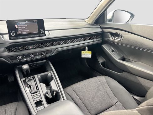 Certified 2024 Honda Accord LX image 25