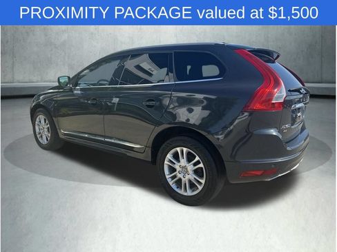 Used 2016 Volvo XC60 T5 Premier w/ Proximity Package AWD/4WD image 4