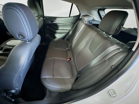 Used 2025 Buick Encore GX Preferred image 26