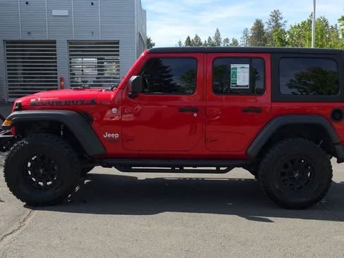 Used 2018 Jeep Wrangler Unlimited Sport S AWD/4WD image 5