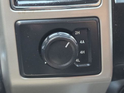 Used 2020 Ford F150 Lariat image 16