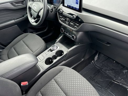 Used 2025 Ford Escape Active image 17