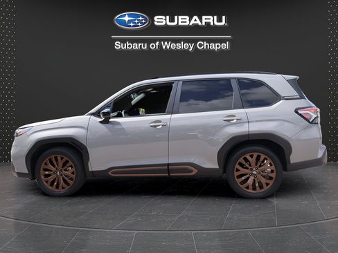 Used 2025 Subaru Forester Sport w/ Popular Package #1 AWD/4WD image 5