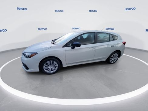 Used 2023 Subaru Impreza 2.0i image 3