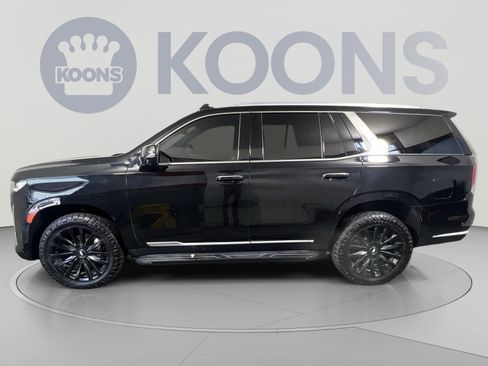 Used 2023 Cadillac Escalade Premium Luxury AWD/4WD image 7