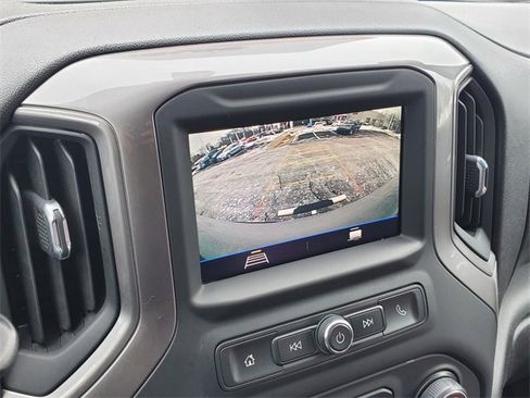 Used 2021 Chevrolet Silverado 1500 Custom image 22