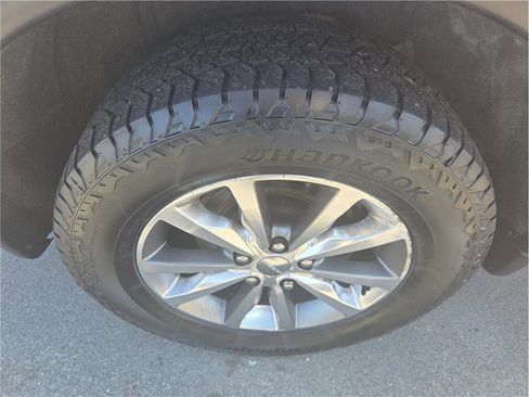 Used 2014 Dodge Durango Limited image 9