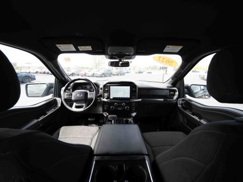 Used 2022 Ford F150 XLT w/ Equipment Group 302A High AWD/4WD image 18