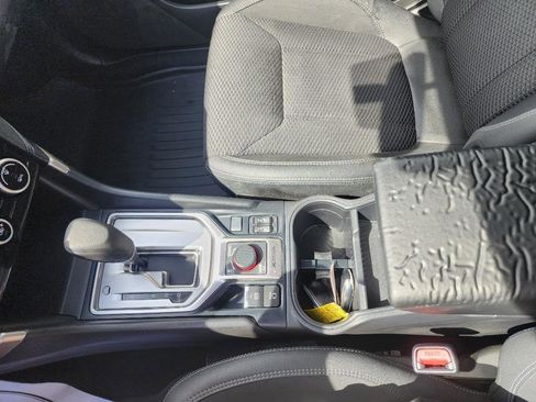 Used 2020 Subaru Forester Premium image 18