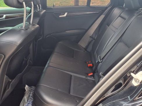 Used 2014 Mercedes-Benz C 250 Luxury image 10