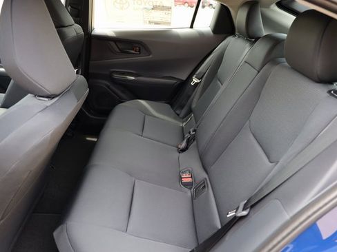 New 2026 Toyota Prius LE image 12