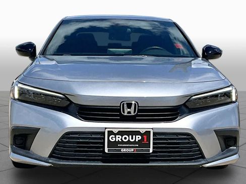 Used 2022 Honda Civic Sport image 4