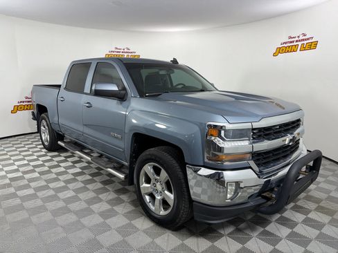 Used 2016 Chevrolet Silverado 1500 LT w/ Texas Edition RWD image 8