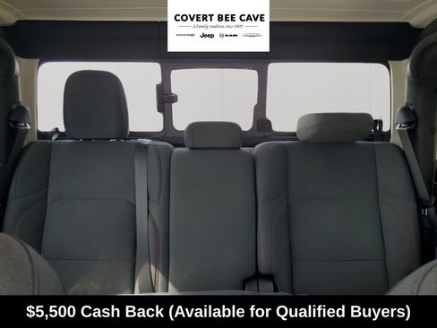 New 2025 Jeep Gladiator Rubicon w/ Convenience Group image 45