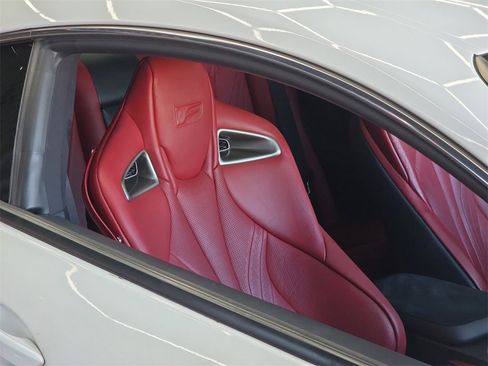 Used 2016 Lexus RC F image 24