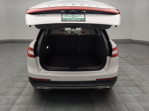 Used 2017 Lincoln MKX Select w/ Select Plus Package FWD image 29